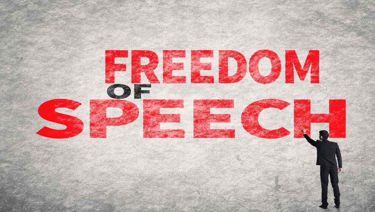 Public office and  Freedom Of Speech