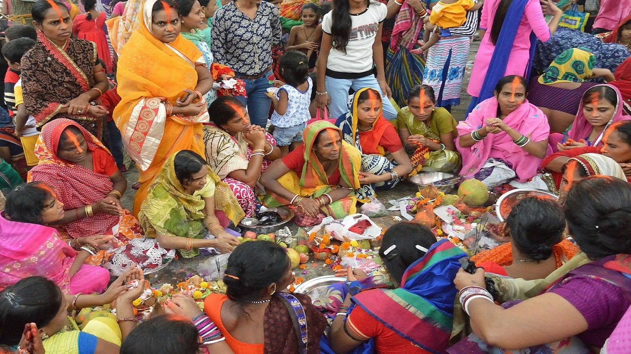 ಜಿವಿತ್ ಪುತ್ರಿಕಾ ಉತ್ಸವ 